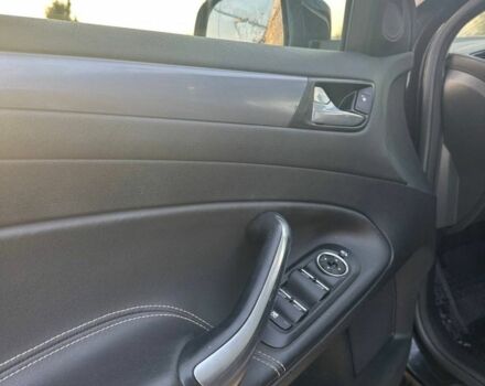 Черный Форд Мондео, объемом двигателя 2 л и пробегом 300 тыс. км за 7500 $, фото 5 на Automoto.ua