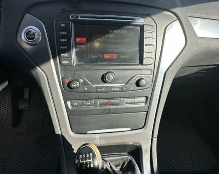 Черный Форд Мондео, объемом двигателя 1.56 л и пробегом 330 тыс. км за 7999 $, фото 9 на Automoto.ua