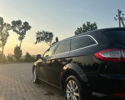 Черный Форд Мондео, объемом двигателя 2 л и пробегом 300 тыс. км за 7500 $, фото 3 на Automoto.ua