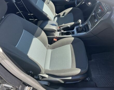 Черный Форд Мондео, объемом двигателя 1.6 л и пробегом 263 тыс. км за 7400 $, фото 14 на Automoto.ua