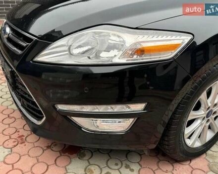 Черный Форд Мондео, объемом двигателя 1.6 л и пробегом 300 тыс. км за 7400 $, фото 14 на Automoto.ua