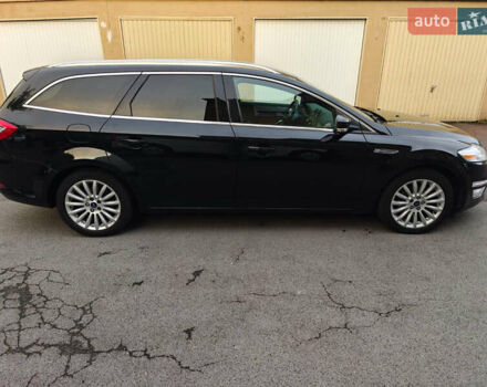 Форд Мондео 2013 в Ровно на Automoto.ua Черный Форд Мондео, объемом двигателя 2.18 л и пробегом 258 тыс. км за 8300 $, фото 6 на Automoto.ua