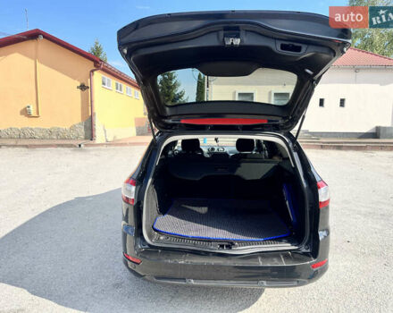 Черный Форд Мондео, объемом двигателя 2 л и пробегом 320 тыс. км за 7400 $, фото 11 на Automoto.ua