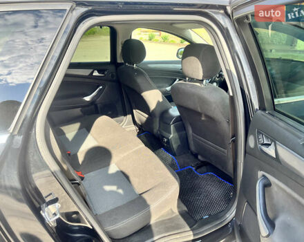 Черный Форд Мондео, объемом двигателя 2 л и пробегом 320 тыс. км за 7400 $, фото 9 на Automoto.ua