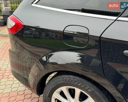 Черный Форд Мондео, объемом двигателя 1.6 л и пробегом 300 тыс. км за 7400 $, фото 15 на Automoto.ua