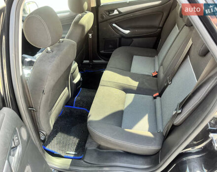 Черный Форд Мондео, объемом двигателя 2 л и пробегом 320 тыс. км за 7400 $, фото 8 на Automoto.ua