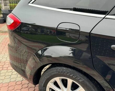 Черный Форд Мондео, объемом двигателя 1.6 л и пробегом 300 тыс. км за 7400 $, фото 16 на Automoto.ua