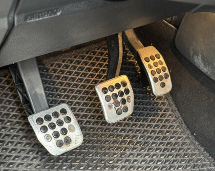 Черный Форд Мондео, объемом двигателя 2.18 л и пробегом 418 тыс. км за 12000 $, фото 20 на Automoto.ua