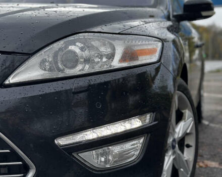 Черный Форд Мондео, объемом двигателя 2.18 л и пробегом 418 тыс. км за 12000 $, фото 5 на Automoto.ua