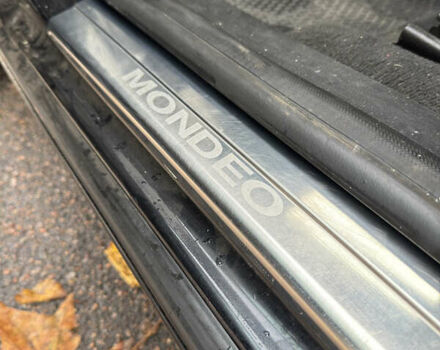 Черный Форд Мондео, объемом двигателя 2.18 л и пробегом 418 тыс. км за 12000 $, фото 19 на Automoto.ua