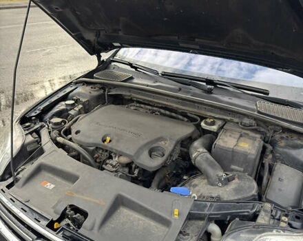 Черный Форд Мондео, объемом двигателя 2.18 л и пробегом 418 тыс. км за 12000 $, фото 39 на Automoto.ua