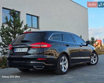 Черный Форд Мондео, объемом двигателя 2 л и пробегом 263 тыс. км за 14499 $, фото 43 на Automoto.ua