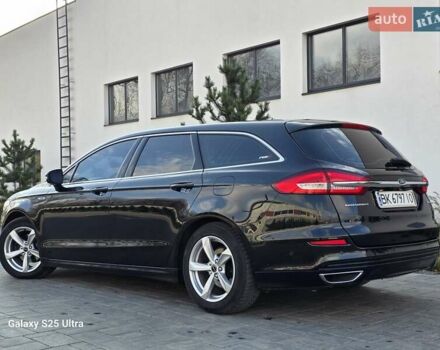 Черный Форд Мондео, объемом двигателя 2 л и пробегом 263 тыс. км за 14499 $, фото 17 на Automoto.ua