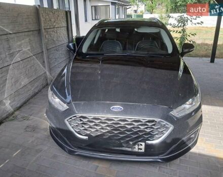 Черный Форд Мондео, объемом двигателя 2 л и пробегом 180 тыс. км за 15000 $, фото 2 на Automoto.ua
