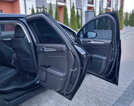 Черный Форд Мондео, объемом двигателя 2 л и пробегом 228 тыс. км за 13800 $, фото 7 на Automoto.ua