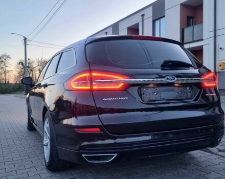 Черный Форд Мондео, объемом двигателя 2 л и пробегом 228 тыс. км за 13800 $, фото 16 на Automoto.ua