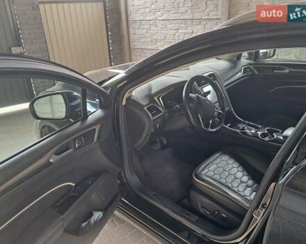 Черный Форд Мондео, объемом двигателя 2 л и пробегом 180 тыс. км за 15000 $, фото 7 на Automoto.ua