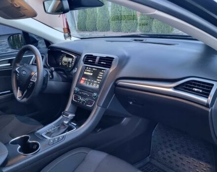 Черный Форд Мондео, объемом двигателя 2 л и пробегом 228 тыс. км за 13800 $, фото 9 на Automoto.ua