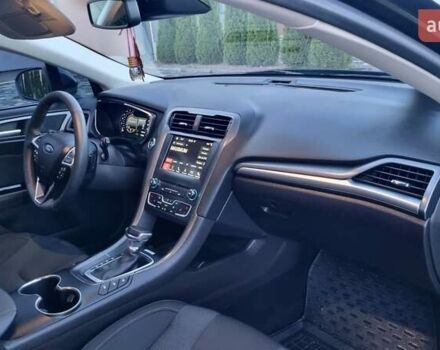 Черный Форд Мондео, объемом двигателя 2 л и пробегом 228 тыс. км за 13800 $, фото 19 на Automoto.ua