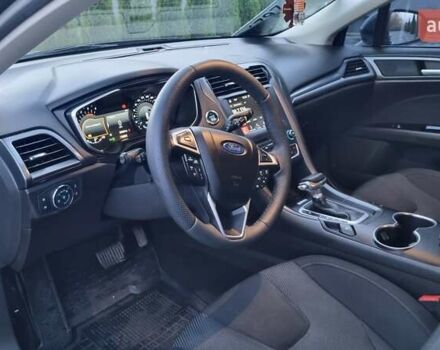 Черный Форд Мондео, объемом двигателя 2 л и пробегом 228 тыс. км за 13800 $, фото 42 на Automoto.ua