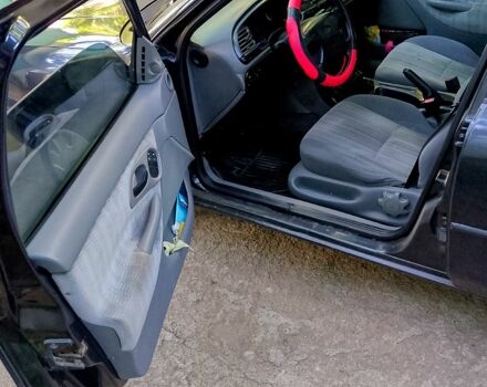 Чорний Форд Мондео, об'ємом двигуна 1.8 л та пробігом 390 тис. км за 2700 $, фото 5 на Automoto.ua