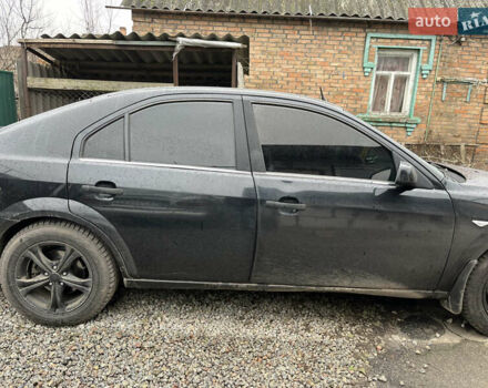 Чорний Форд Мондео, об'ємом двигуна 2 л та пробігом 420 тис. км за 4800 $, фото 7 на Automoto.ua