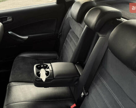 Чорний Форд Мондео, об'ємом двигуна 2 л та пробігом 204 тис. км за 6999 $, фото 30 на Automoto.ua