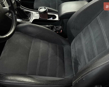 Чорний Форд Мондео, об'ємом двигуна 2 л та пробігом 204 тис. км за 6999 $, фото 33 на Automoto.ua