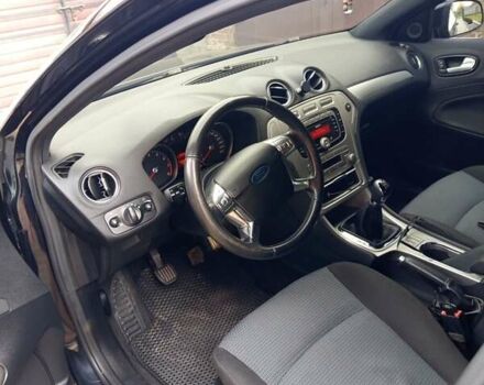 Чорний Форд Мондео, об'ємом двигуна 1.6 л та пробігом 230 тис. км за 5800 $, фото 1 на Automoto.ua