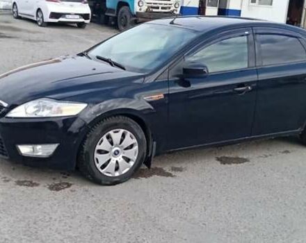 Черный Форд Мондео, объемом двигателя 1.8 л и пробегом 243 тыс. км за 5400 $, фото 4 на Automoto.ua