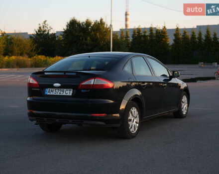Черный Форд Мондео, объемом двигателя 1.75 л и пробегом 410 тыс. км за 5700 $, фото 4 на Automoto.ua