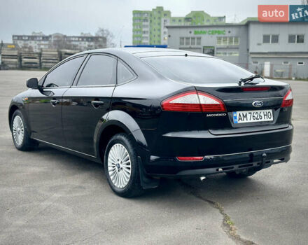 Чорний Форд Мондео, об'ємом двигуна 2 л та пробігом 266 тис. км за 6499 $, фото 12 на Automoto.ua