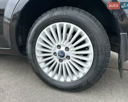 Чорний Форд Мондео, об'ємом двигуна 2 л та пробігом 266 тис. км за 6499 $, фото 15 на Automoto.ua