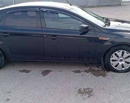 Черный Форд Мондео, объемом двигателя 1.8 л и пробегом 243 тыс. км за 5400 $, фото 7 на Automoto.ua