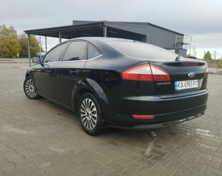 Чорний Форд Мондео, об'ємом двигуна 1.8 л та пробігом 300 тис. км за 5500 $, фото 2 на Automoto.ua