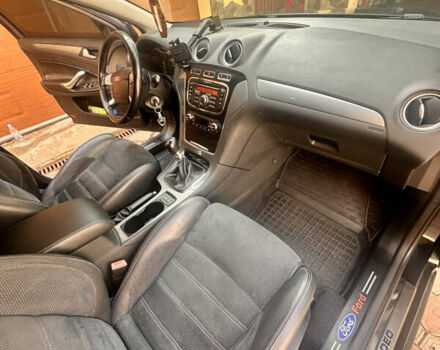 Форд Мондео 2011 в Черновцах на Automoto.ua Черный Форд Мондео, объемом двигателя 2 л и пробегом 233 тыс. км за 8500 $, фото 6 на Automoto.ua