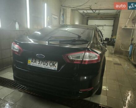 Чорний Форд Мондео, об'ємом двигуна 2 л та пробігом 185 тис. км за 8999 $, фото 3 на Automoto.ua