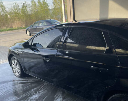 Черный Форд Мондео, объемом двигателя 1.56 л и пробегом 190 тыс. км за 9500 $, фото 1 на Automoto.ua