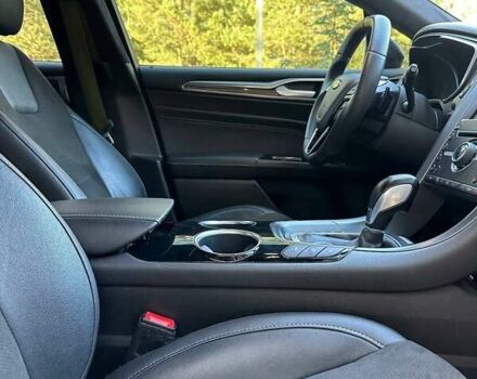 Черный Форд Мондео, объемом двигателя 2 л и пробегом 202 тыс. км за 18450 $, фото 77 на Automoto.ua