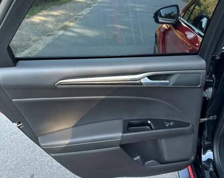 Черный Форд Мондео, объемом двигателя 2 л и пробегом 202 тыс. км за 18450 $, фото 56 на Automoto.ua