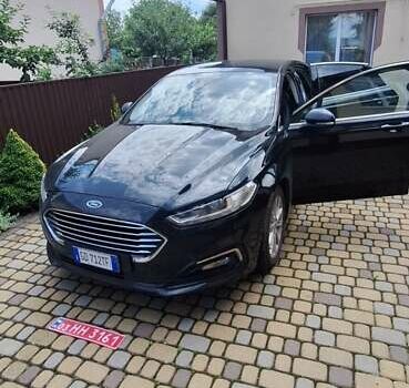 Черный Форд Мондео, объемом двигателя 2 л и пробегом 220 тыс. км за 18200 $, фото 17 на Automoto.ua
