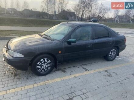 Форд Мондео 1994 у Рівному на Automoto.ua Чорний Форд Мондео, об'ємом двигуна 1.8 л та пробігом 353 тис. км за 1000 $, фото 1 на Automoto.ua