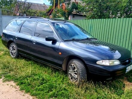 Форд Мондео 1994 у Жмеренке на Automoto.ua Чорний Форд Мондео, об'ємом двигуна 1.8 л та пробігом 350 тис. км за 2000 $, фото 1 на Automoto.ua