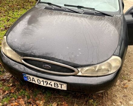 Черный Форд Мондео, объемом двигателя 2 л и пробегом 331 тыс. км за 2550 $, фото 1 на Automoto.ua