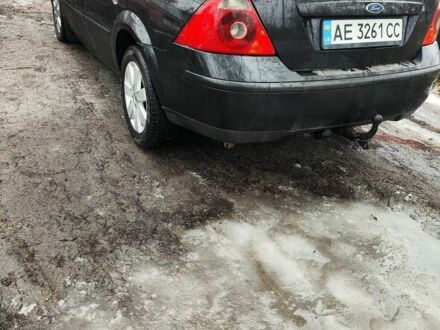 Чорний Форд Мондео, об'ємом двигуна 2 л та пробігом 300 тис. км за 4100 $, фото 1 на Automoto.ua