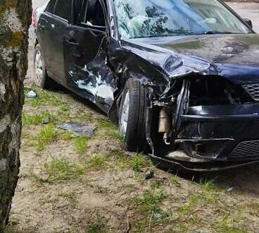 Форд Мондео 2006 у Шостке на Automoto.ua Чорний Форд Мондео, об'ємом двигуна 2 л та пробігом 280 тис. км за 600 $, фото 1 на Automoto.ua
