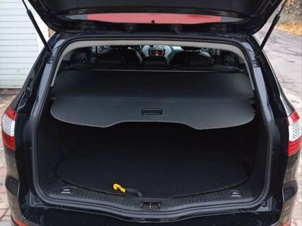 Черный Форд Мондео, объемом двигателя 2 л и пробегом 217 тыс. км за 6700 $, фото 1 на Automoto.ua