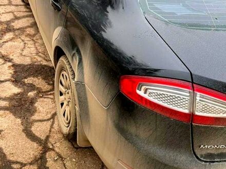 Черный Форд Мондео, объемом двигателя 1.6 л и пробегом 510 тыс. км за 6000 $, фото 1 на Automoto.ua