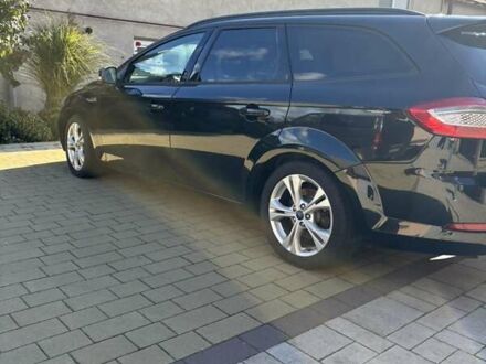 Черный Форд Мондео, объемом двигателя 1.6 л и пробегом 239 тыс. км за 7300 $, фото 1 на Automoto.ua