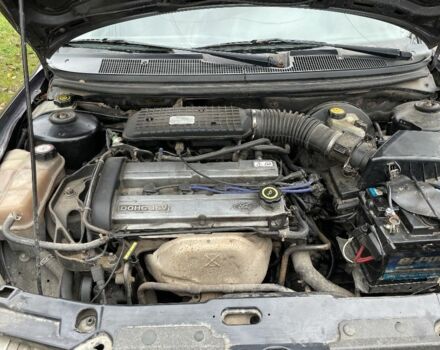 Фиолетовый Форд Мондео, объемом двигателя 1.6 л и пробегом 280 тыс. км за 1000 $, фото 13 на Automoto.ua